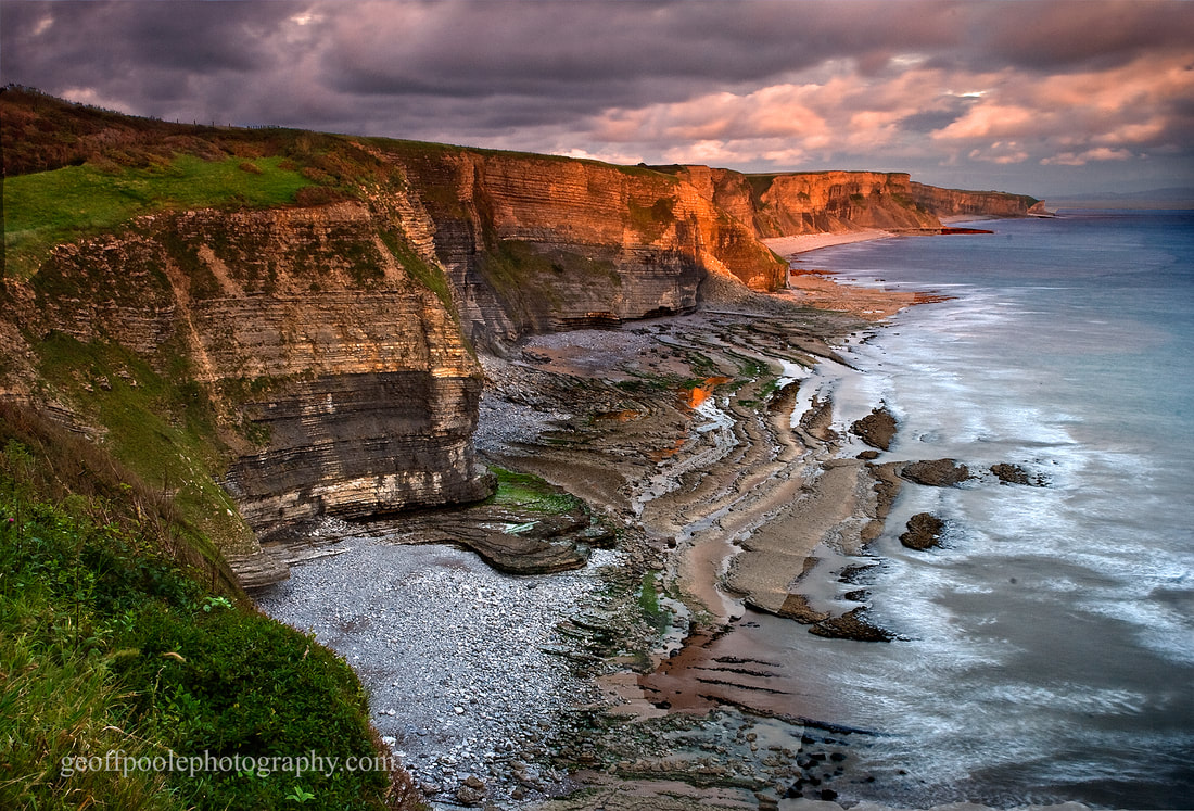 I had walked to this viewpoint, just as the evening sun came out to bathe the cliffs in a golden glow.