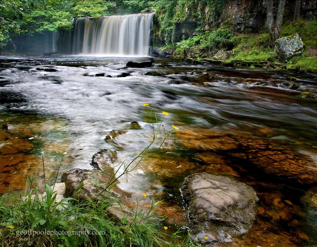 These waterfalls in Pontneddfechan are very popular with photographers, for obvious reasons.